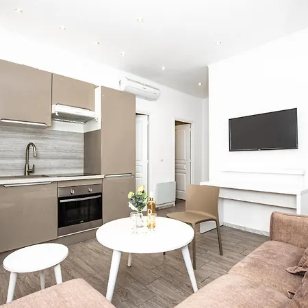 Le Provence Διαμέρισμα *